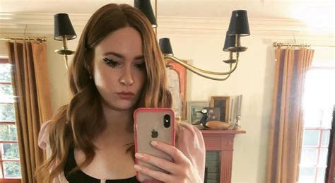 Karen Gillan Selfie Picture