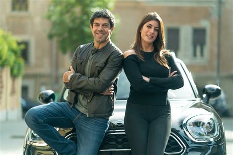 Pierfrancesco Favino S-caricato da Vicky Piria: «Ma non ero un sex ...