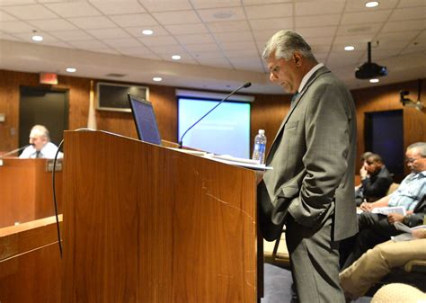 city  hawthorne finance director responds   critics urbangirls