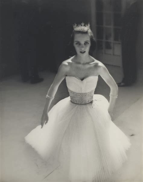 Lillian Bassman (1917-2012), Barbara Muller (1947) - Sandy Brown Junior