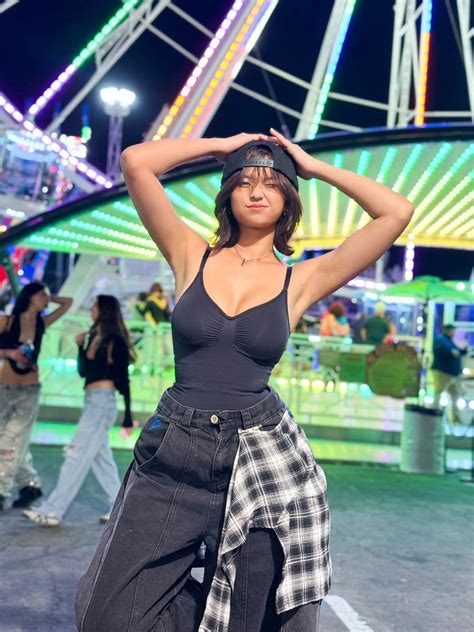 Jeila Dizon (@jeilalou) • Instagram photos and videos