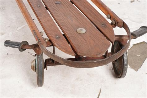 Lot - FLEXI FLYER SLED