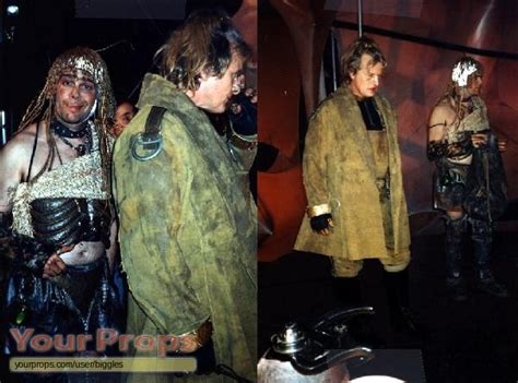 Lexx: The Dark Zone EATING PATTERN Original Bog's Long Jacket original ...