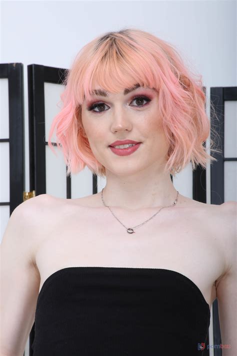 Claire Tenebrarum gallery... - Image Chest - Free Image Hosting And