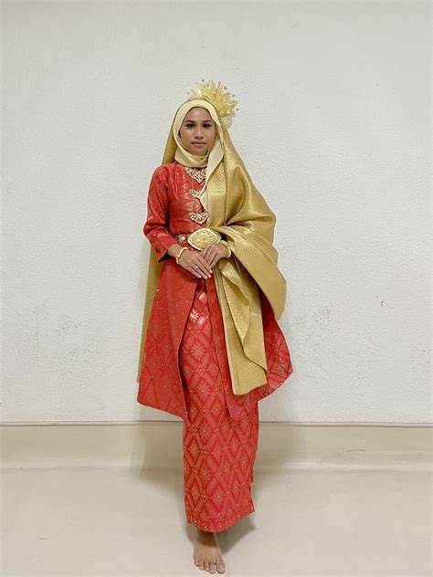 baju kebaya traditional songket tenun merah gold saiz xl fauzan