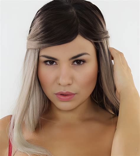 Lisa Gali (Actress) Age, Height, Wiki, Biography, Boyfriend, Weight