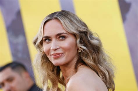 Emily Blunt confiesa haber sentido ganas de vomitar al besar a algunos