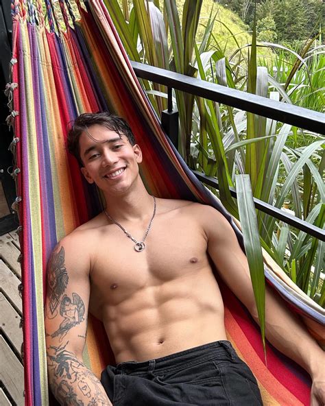 Mylow | Not much just hanging | Instagram