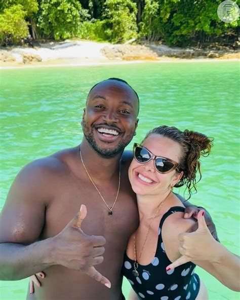 Fernanda Souza E Namorada Terminaram - Fernanda Souza surge com a namorada em clima de romance e se derrete ...