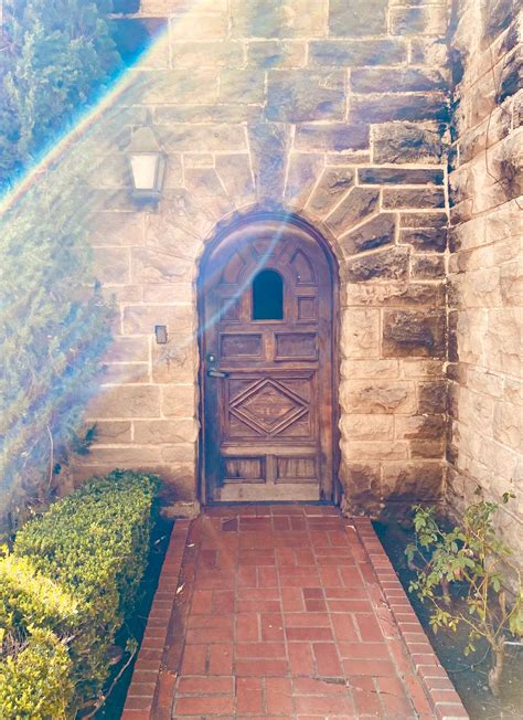 Greystone Mansion in Beverly Hills | Atlas Obscura