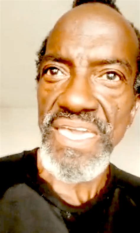 hilmano van velzen de dakloze dichter tikkie van een miljoen