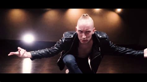 Танец - YouTube