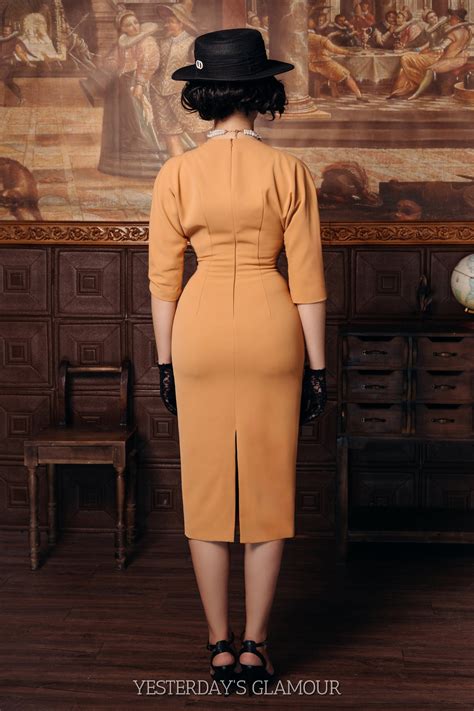 Jacques Dress: Embrace Retro Glamour With This 1950s-style Pencil Dress ...