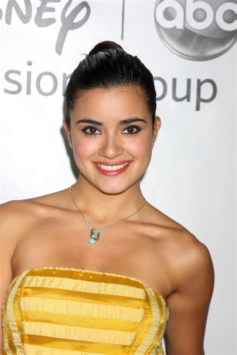 LOS ANGELES - JAN 10 - Paulina Gaitan arrives at the ABC TCA Party