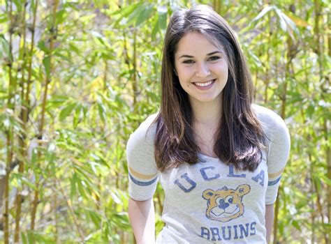 Shanley Caswell Biography, Height, Weight, Age, Movies, Husband, Family