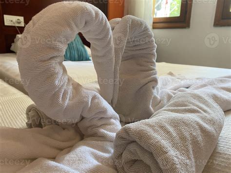 Stepmom Shared My Hotel Bed: The Full, Uncensored Story. - qzg96jm