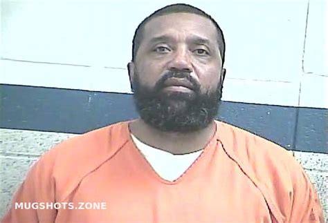 PERKS RACY L 05/13/2025 - Breckinridge County Mugshots Zone