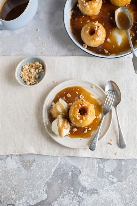 Roasted Pink Lady® apples recipe with butterscotch sauce | Drizzle and Dip