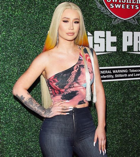 Iggy Azalea Deletes Social Media Accounts After Nude Photo Leak | Us Weekly