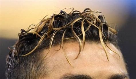 noodle hair ronaldo in 2022 | Noodle hair, Cr7 ronaldo, Hair styles