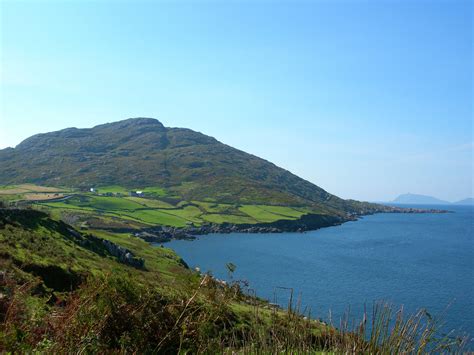 The coast of the Beara Peninsula • Go-to-Ireland.com