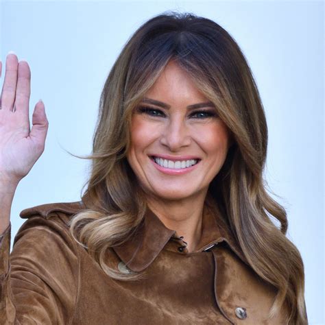 Melania Trump Wears A White Lace Outfit For Valentine’s Day With Donald ...