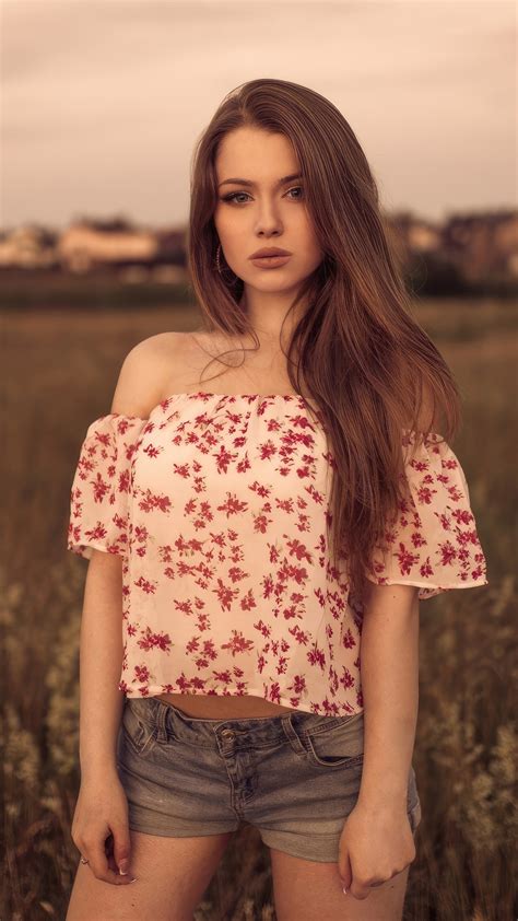 Model In Floral Off-The-Shoulder Top And Denim Shorts Outdoors Hd Phone Wallpaper | Rare Gallery