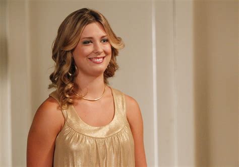 Photo de Briga Heelan - Cougar Town : Photo Briga Heelan - Photo 66 sur