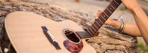 Travel Guitars from Voyage Air - play. fold. travel.