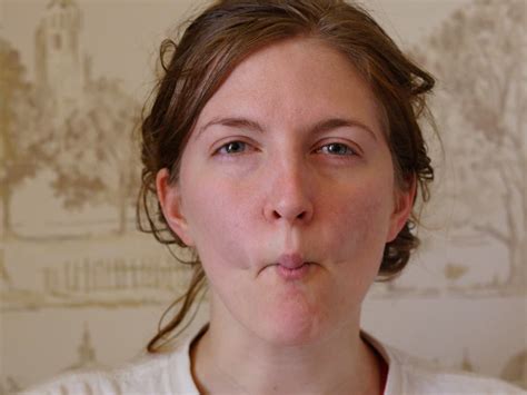 how to get good cheekbones