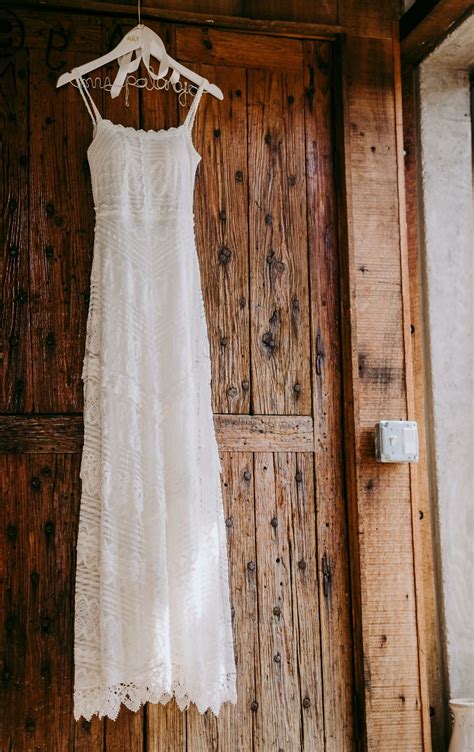 How to Deal with Wedding Dress After Wedding? - JJ's House