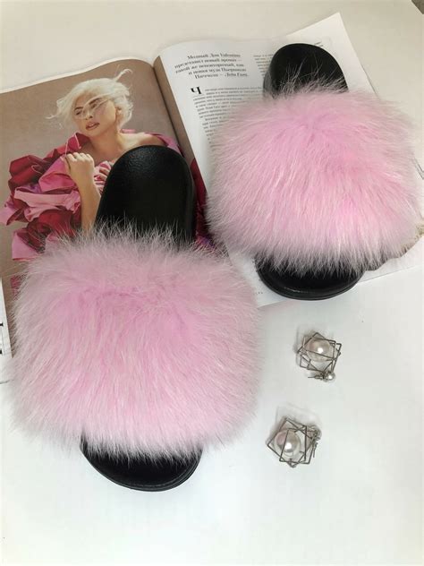 Тапочки из песца уличные розовые - Myslippers