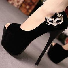 17 Beautiful Ladies Shoes ideas | shoes, women shoes, things to sell