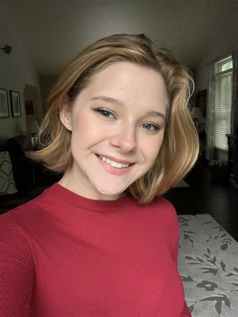 Good morning reddit :) (under 18) : r/selfie