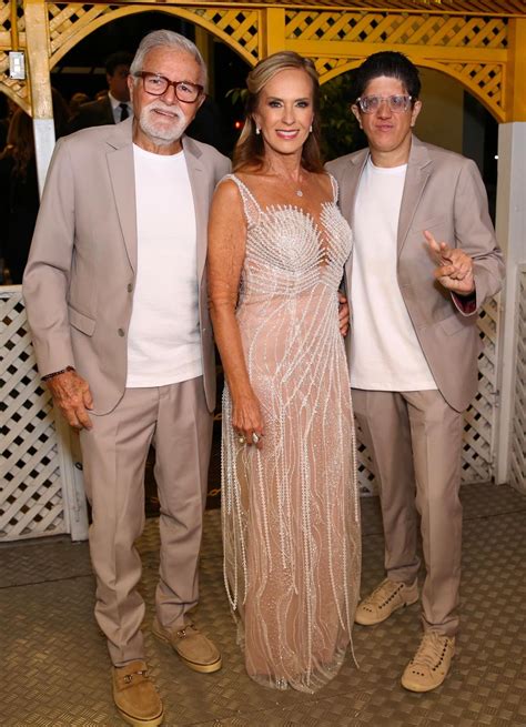 Helô Pinheiro 80 anos: veja como foi a festa