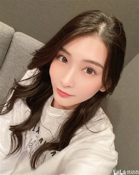 本庄铃 本庄鈴 Honjou Suzu 【优百科】 - 哔哩哔哩