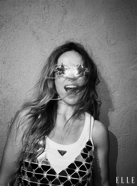 Olivia Wilde frees the nipple on Elle magazine cover