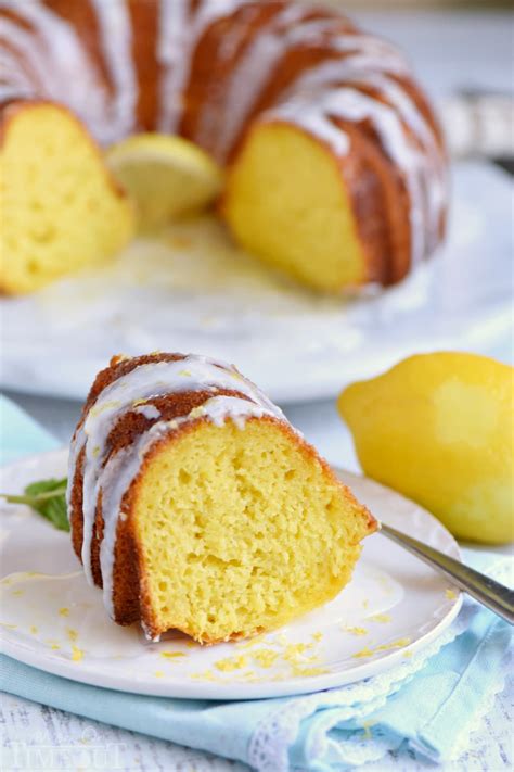 Easy Homemade Lemon Bundt Cake | The Cake Boutique