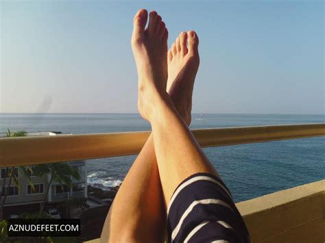 ANDREA ELSON Feet - AZNudeFeet