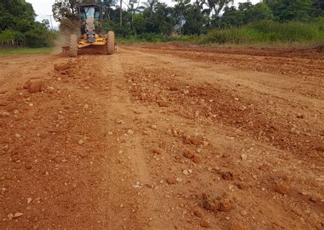 Estrada Treze De Setembro - Estrada 13 de Setembro recebe serviços de patrolamento