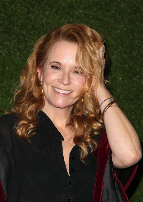 Lea Thompson – Golden Globe Awards 2018 • CelebMafia