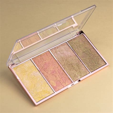 Revolution палитра с хайлайтъри - Vintage Lace Highlighter Palette ...