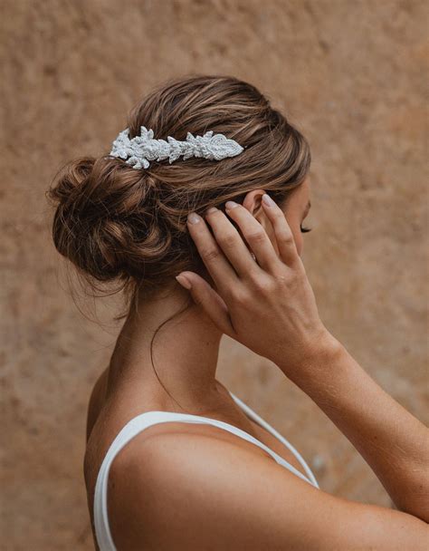 70 acconciature matrimonio per invitata