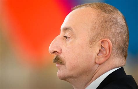 Алиев в разговоре с Путиным принес извинения за гибель миротворцев в ...
