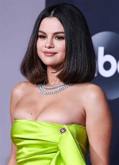 Hottest Women Celebrity's Unexpected Talent Will Leave You Speechless! Image 10