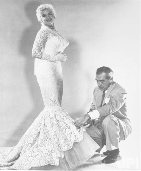 Photo: Jayne Mansfield in wedding dress - ARK1958011201 - UPI.com