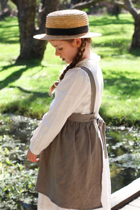 Anne of Green Gables Costume - Megan Nielsen Patterns Blog