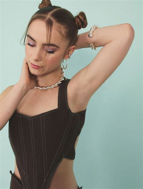 CLARA GALLE for InStyle Magazine, Spain May 2022 – HawtCelebs