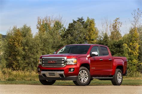 2017 GMC Canyon Review, Ratings, Specs, Prices, and Photos - The Car