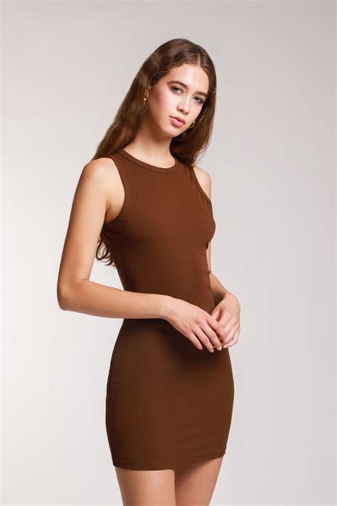 Vestido Corto Casual Mujer Café Obscuro Moderno Moda Sin Manga Dama